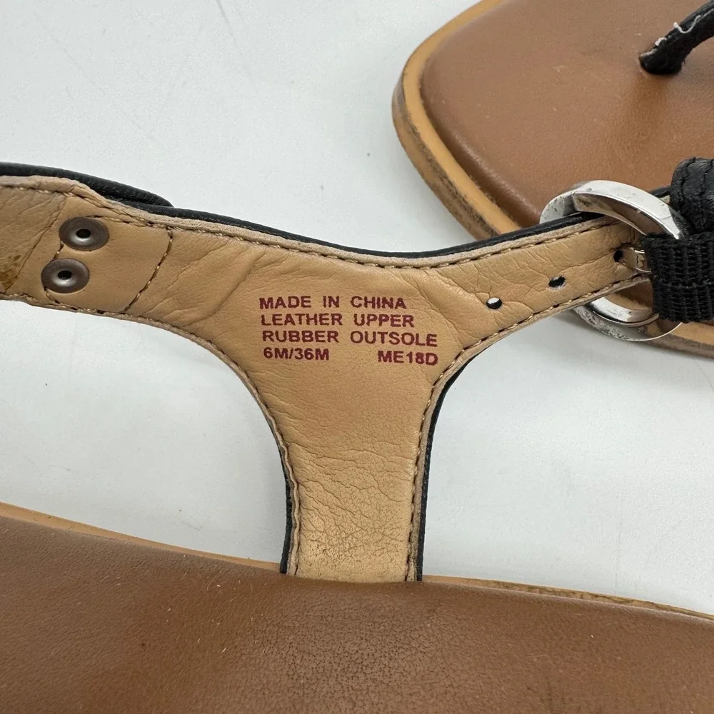 Michael Kors Women's MK Plate Logo Thong Flat Sandal Black Leather Size 6‎